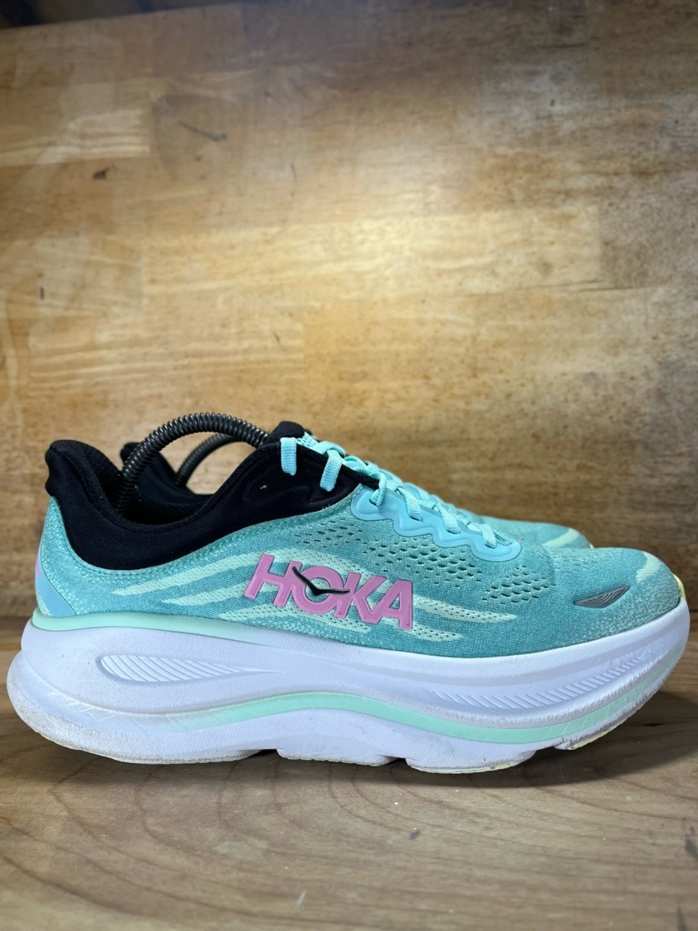 Hoka One One Bondi 9 Womens Size 10.5 Running Shoes Blue Spark/Mint Fluorite